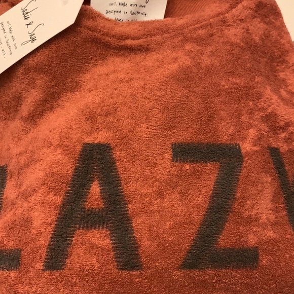 Super Soft LAZY Crop Length Graphic Sweater Top - Picture 8 of 8